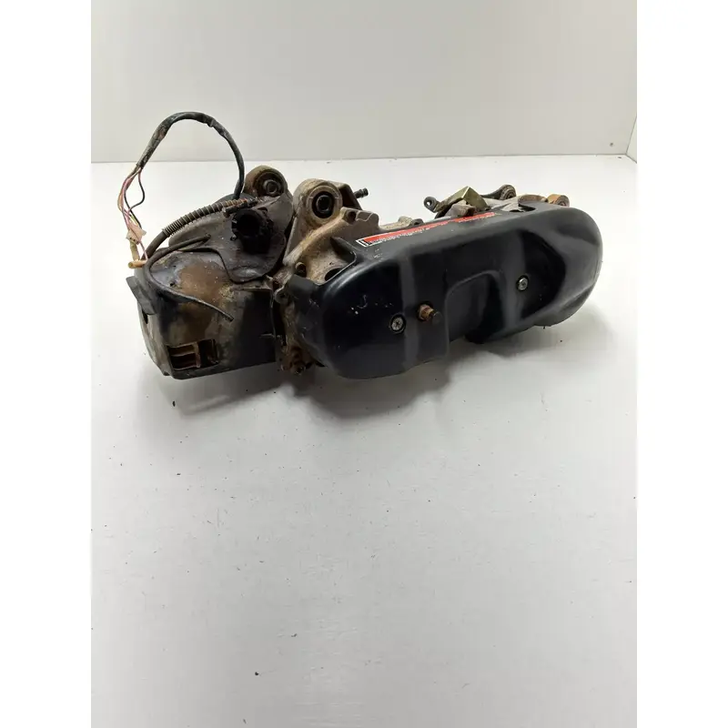 02 2002 Polaris scrambler 90 2x4 2T OEM Complete Engine Motor Cases Crank Shaft
