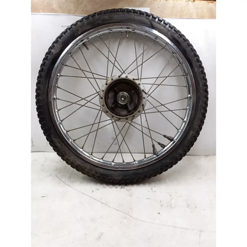 Suzuki 185 TS TS185 Good Chrome Front Wheel rim 1974 PA AP-132