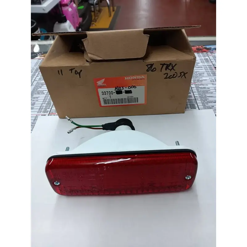 NOS 1986 FOURTRAX 200SX TRX200SX TAILLIGHT ASSY. 33700-HB3-000 OEM TRX 200 SX