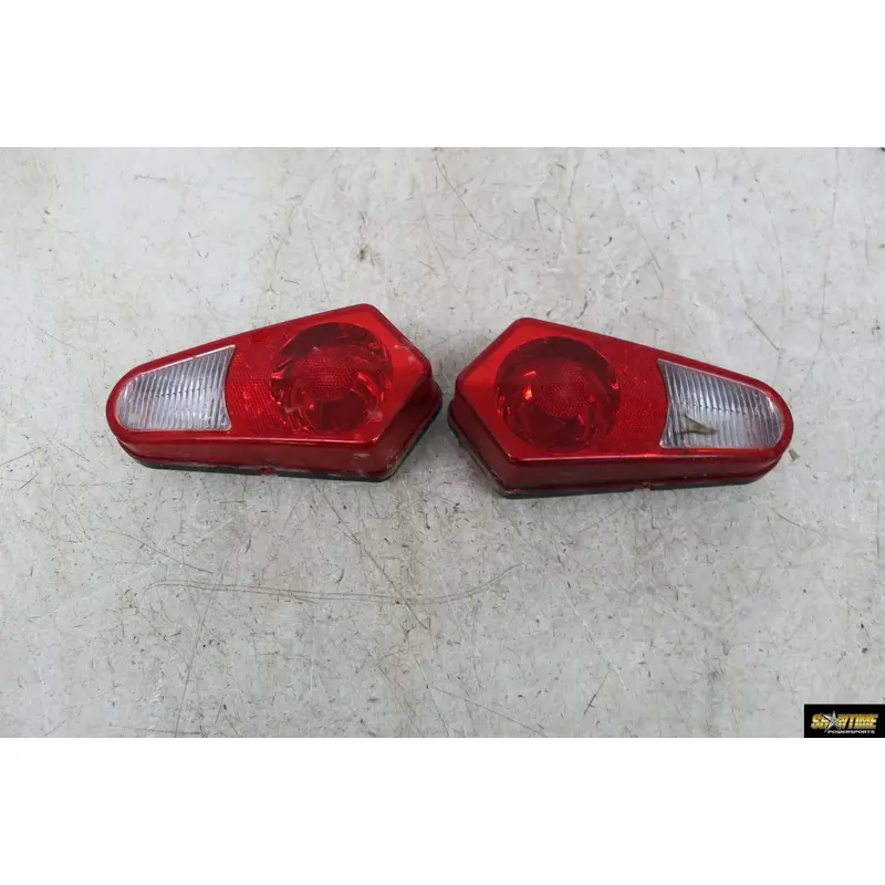 07 POLARIS SPORTSMAN 800 LEFT RIGHT REAR TAIL TAILLIGHTS BACK BRAKE LIGHTS