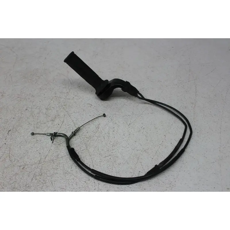 2004 KAWASAKI NINJA ZX10R ZX1000C RIGHT THROTTLE GRIP W/ CABLES