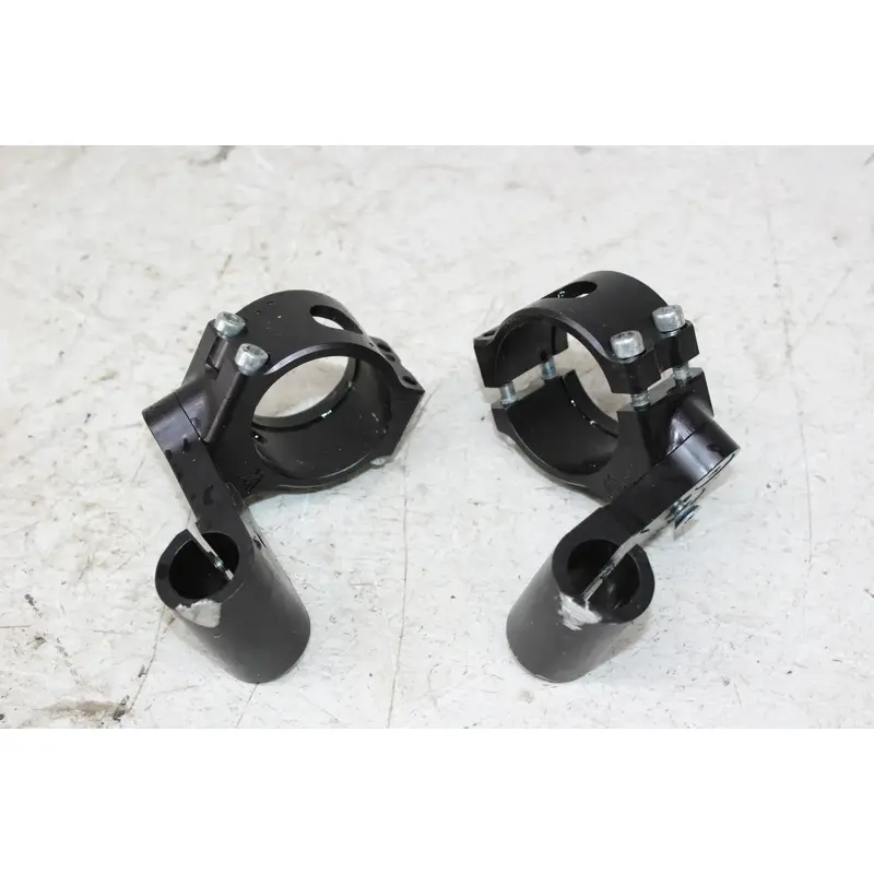 2009 Triumph Street Triple R HANDLEBAR RISERS