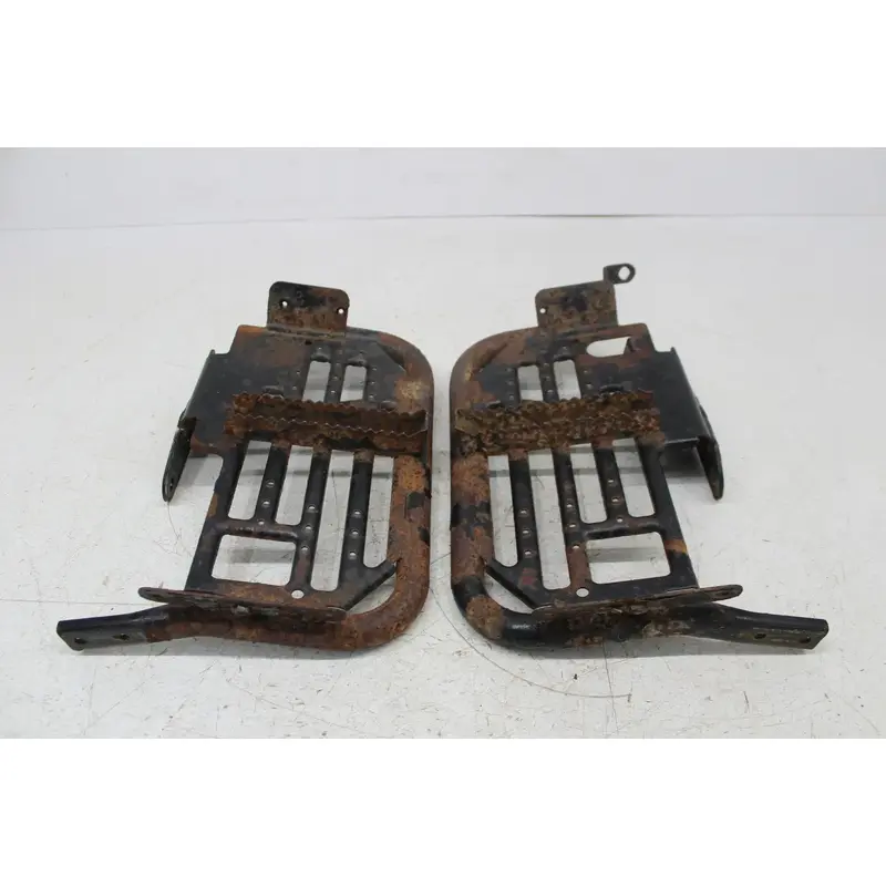 2006 ARCTIC CAT 650 4X4 V2 AUTOMATIC LEFT RIGHT MUD SPLASH GUARDS FOOTWELLS