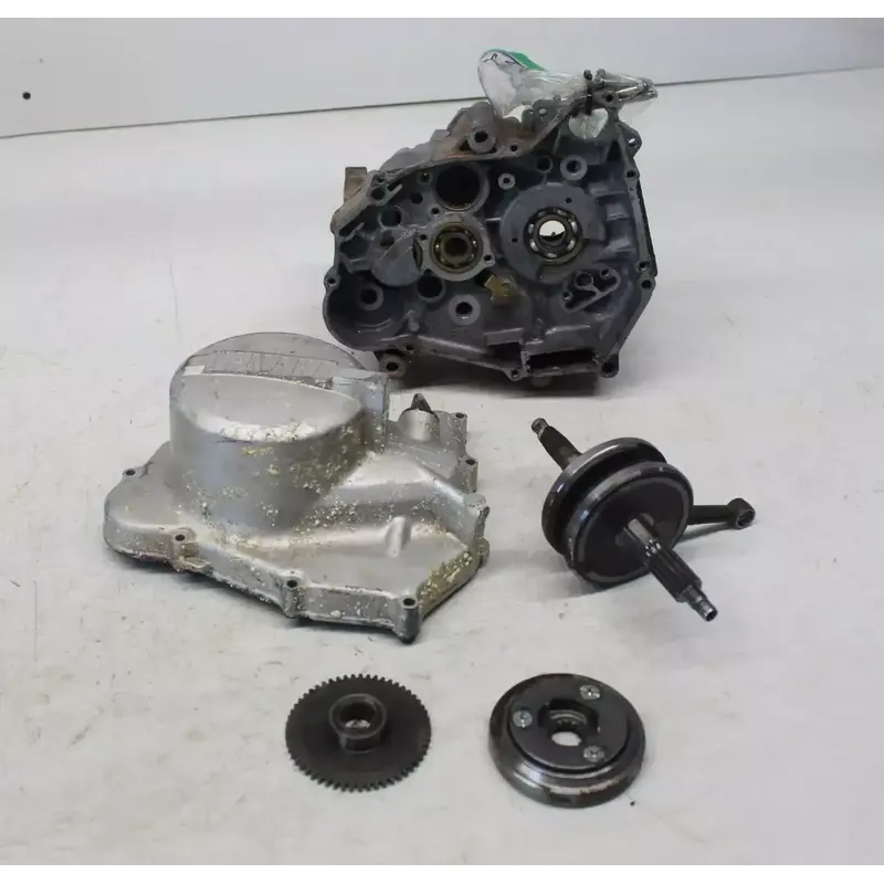 85-88 YAMAHA MOTO 4 YFM80 ENGINE CRANK CASE ONE WAY CRANK SHAFT CLUTCH COVER