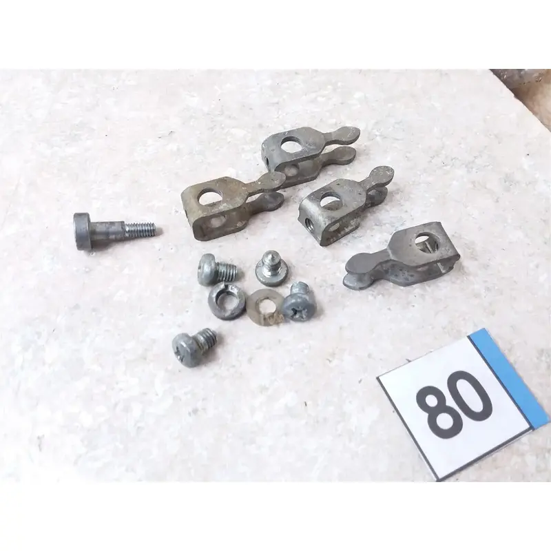 Suzuki GS550-E Carburetor Choke Lifter Brackets #80 1977 1978 1979 UO AP-418