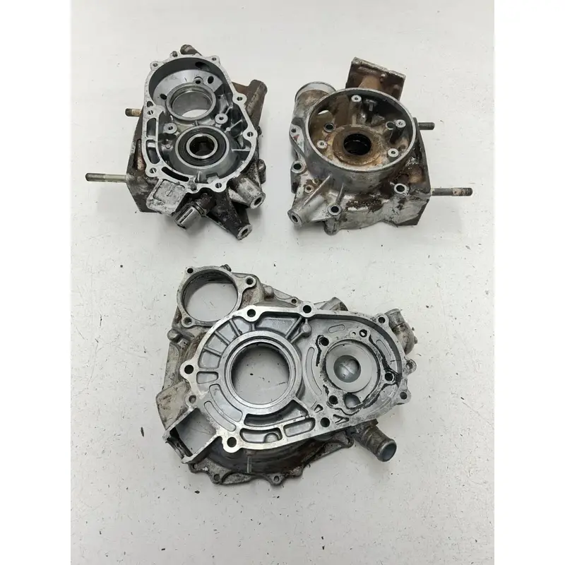 96 1996 Polaris Sportsman 400 2 Stroke 4x4 OEM Crankcase Cases Engine Motor Clut