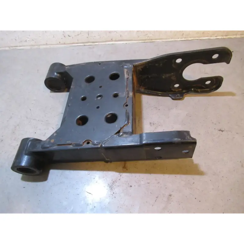 Polaris Magnum 325 4X4 Swingarm 2000 #2