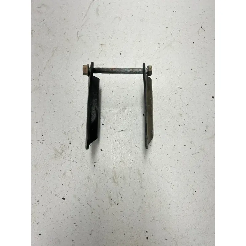 84 1984 Honda Atc 200 Es ATC200ES OEM Front Engine Mount Motor Brace Bracket