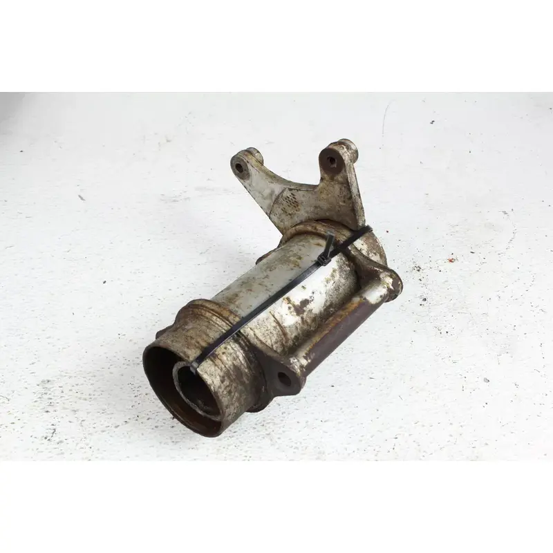 1996 Yamaha Warrior 350 OEM Rear Carrier Hub  B4382