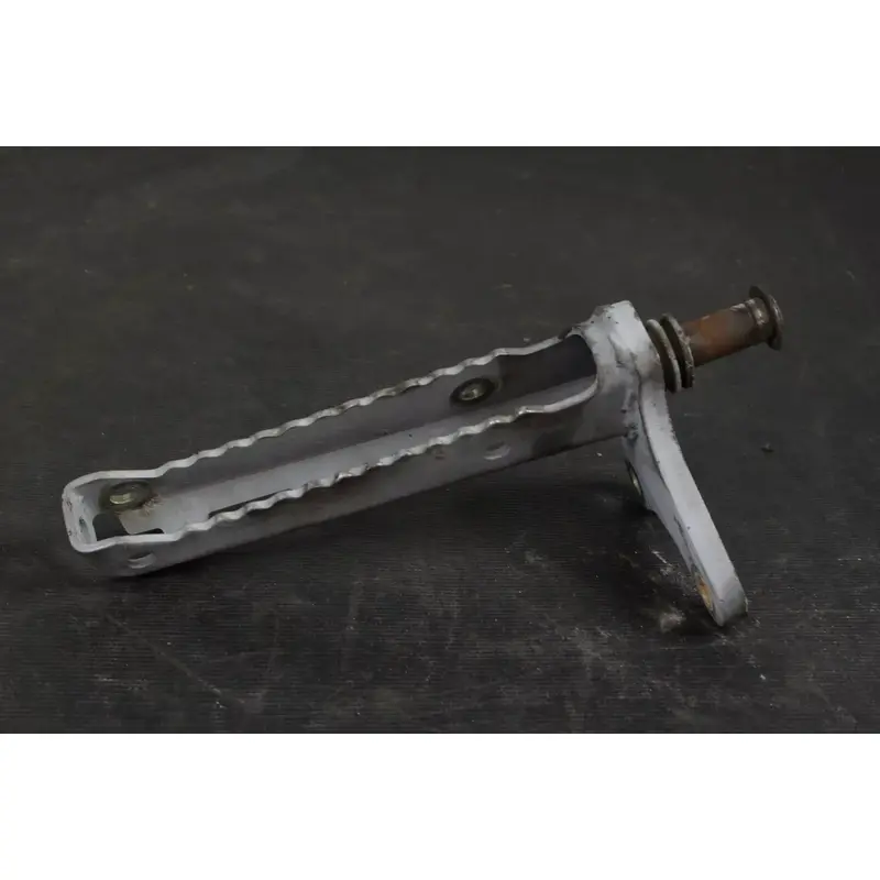 1996 Yamaha Warrior 350 OEM Left Footrest  B4382