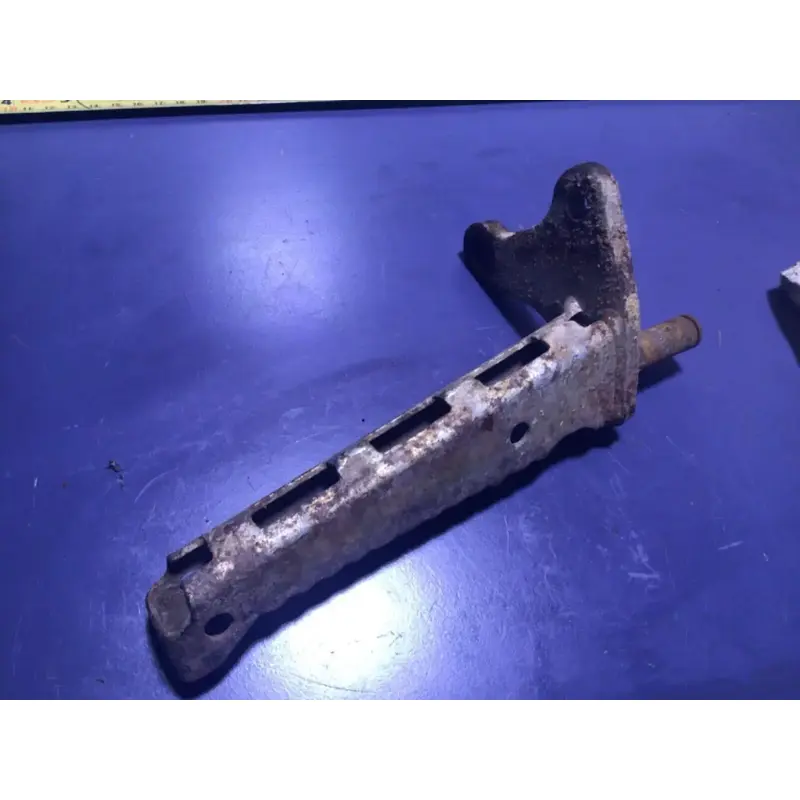 Genuine Yamaha Warrior 350 Right Foot Peg Pegs 1987-1989 87-04