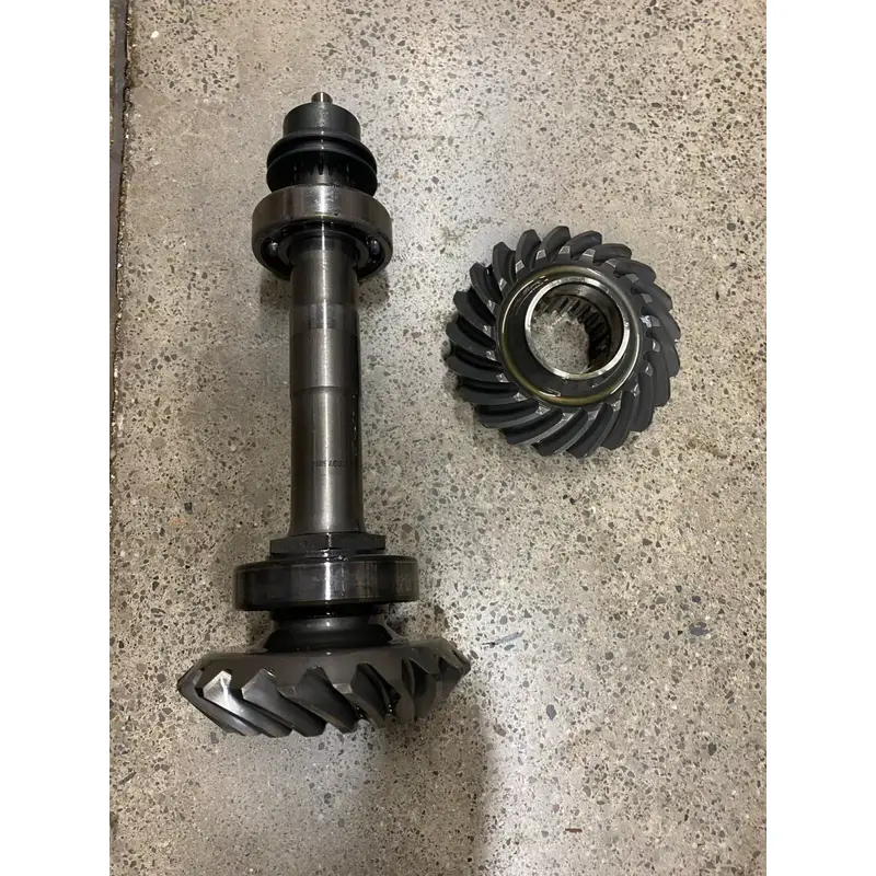 18 CAN-AM MAVERICK X3 R TURBO TRANSMISSION PINION DRIVE SHAFT BEVEL GEAR SET