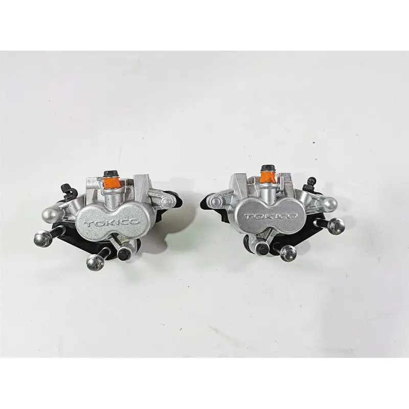 2008 Kawasaki VN1600 Vulcan Nomad Tokico Front Brake Caliper Set 43044-1115