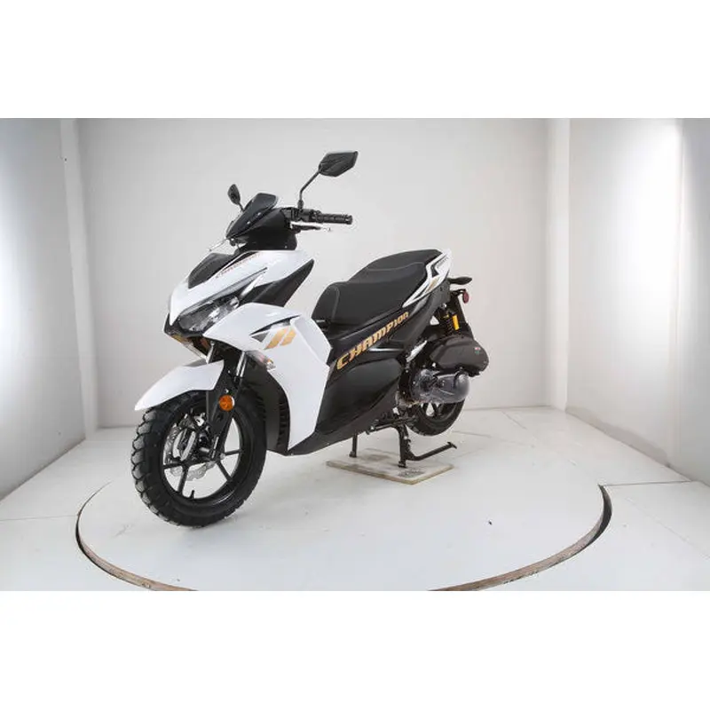 Champion 200 EFI Scooter