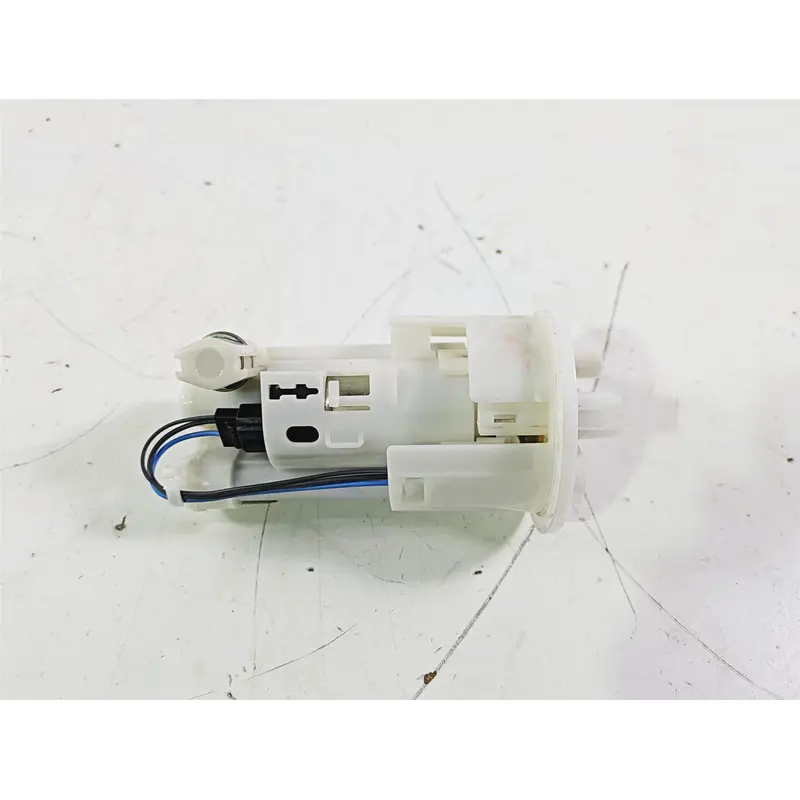 2019 Triumph Speed Triple RS 1050 Fuel Gas Petrol Pump & Sending Unit T2400735