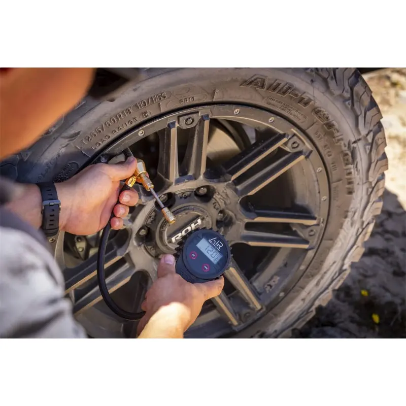 ARB E-Z Deflator Digital Gauge with Extended Valve
