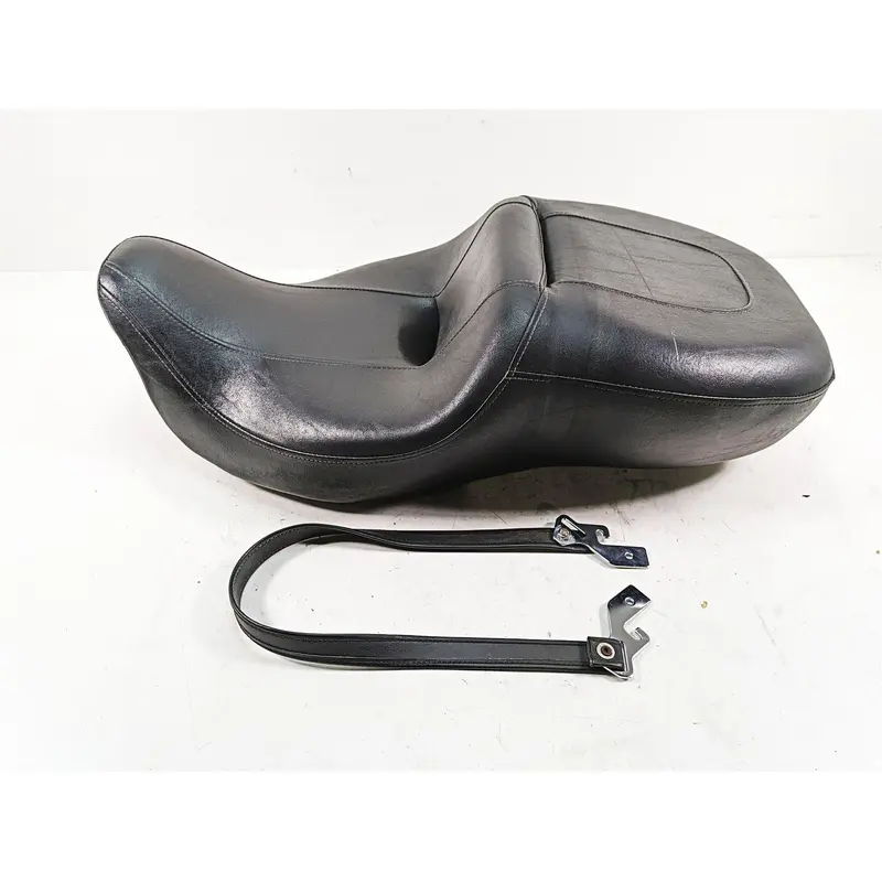 2009 Harley Touring FLHTCU Electra Glide Rider Driver Seat Saddle 52164-09B
