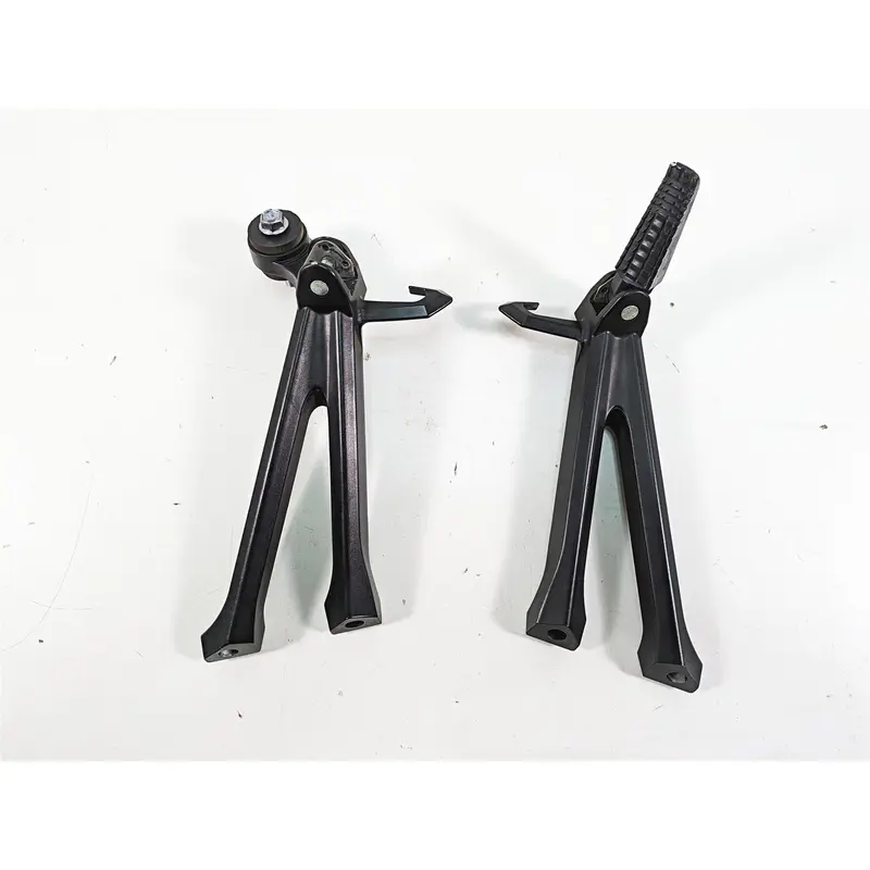 2022 Suzuki GSXR 750 Passenger Footpeg Foot Peg Rest Set 43600-14J30 43700-14J30