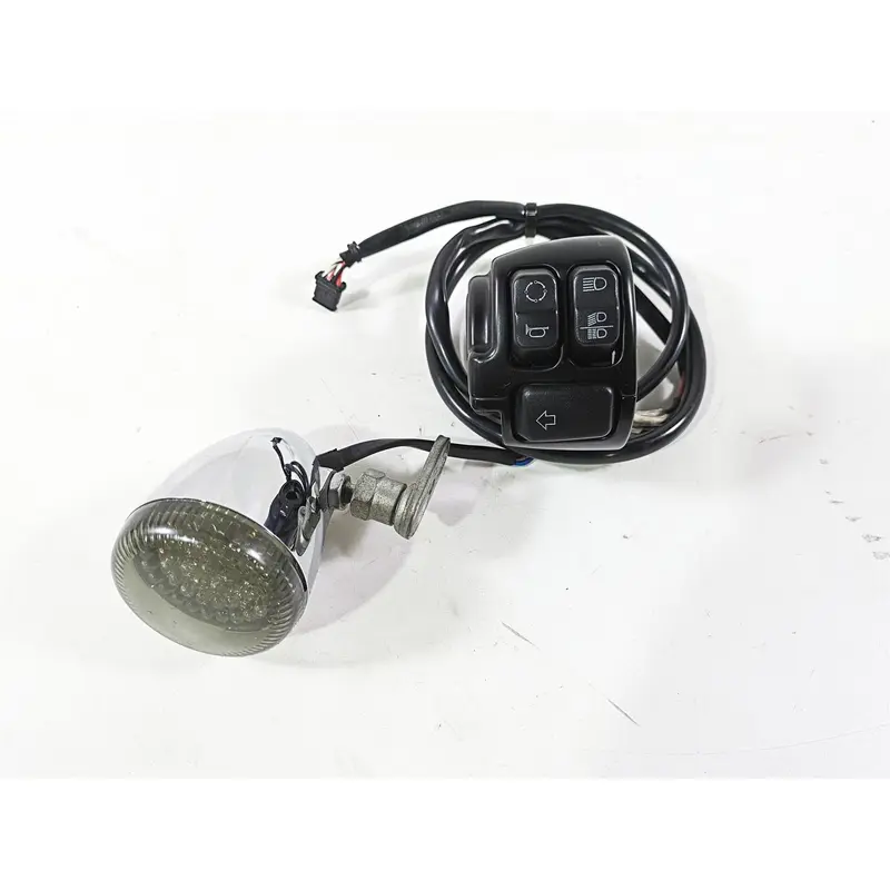 2017 Harley Dyna FXDB Street Bob Left Control Switch & Blinker -READ 71500372A