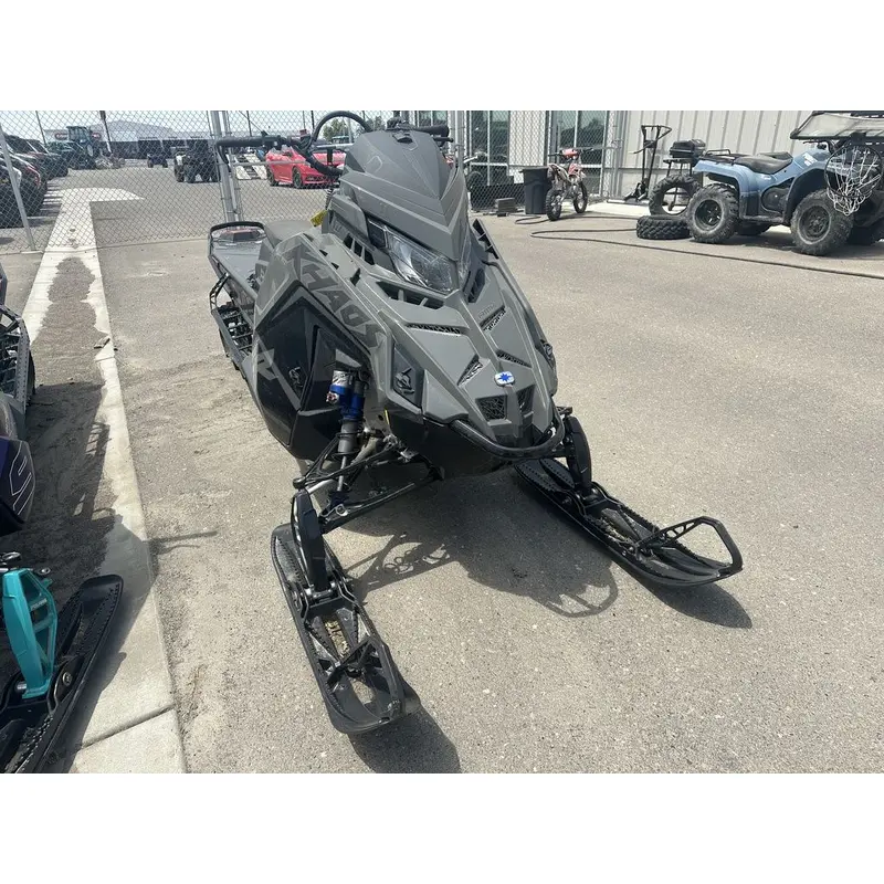New 2025 Polaris 9R RMK KHAOS 155 Storm Gray / Indy Red