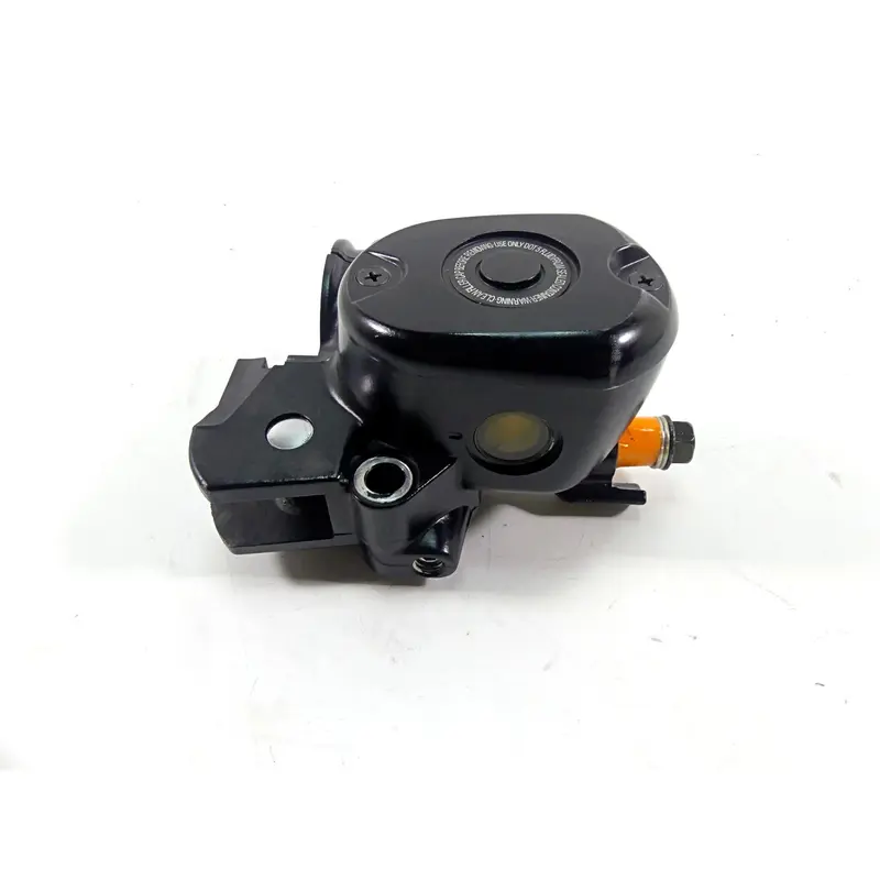 2005 Harley Sportster XL1200 C Front Brake Master Cylinder 1/2" 45146-04
