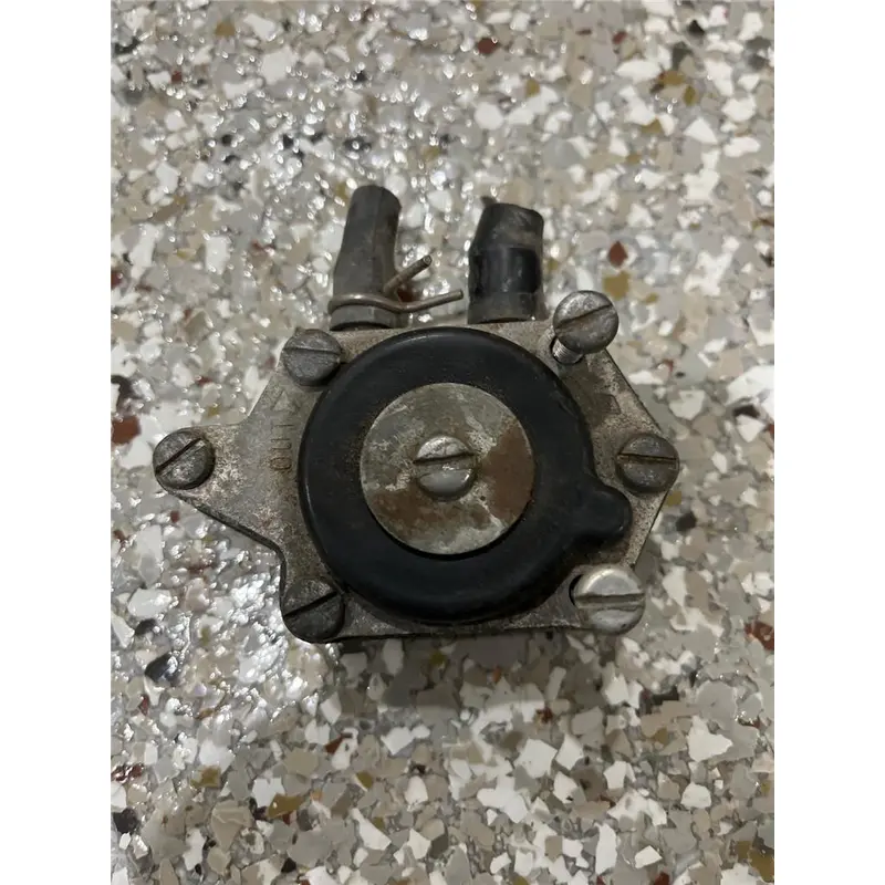 Johnson Evinrude OMC 304089 Fuel Pump Vintage outboard